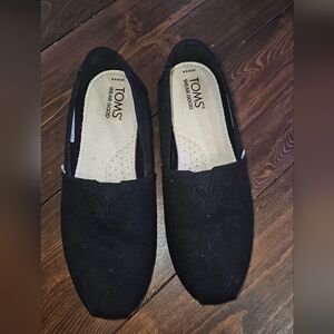 Toms shoes
